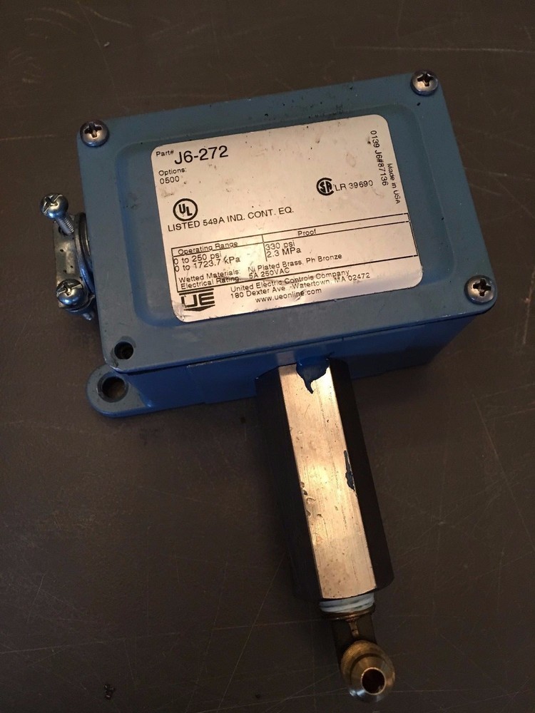 J6-272 United Electric Controls Pressure Switch