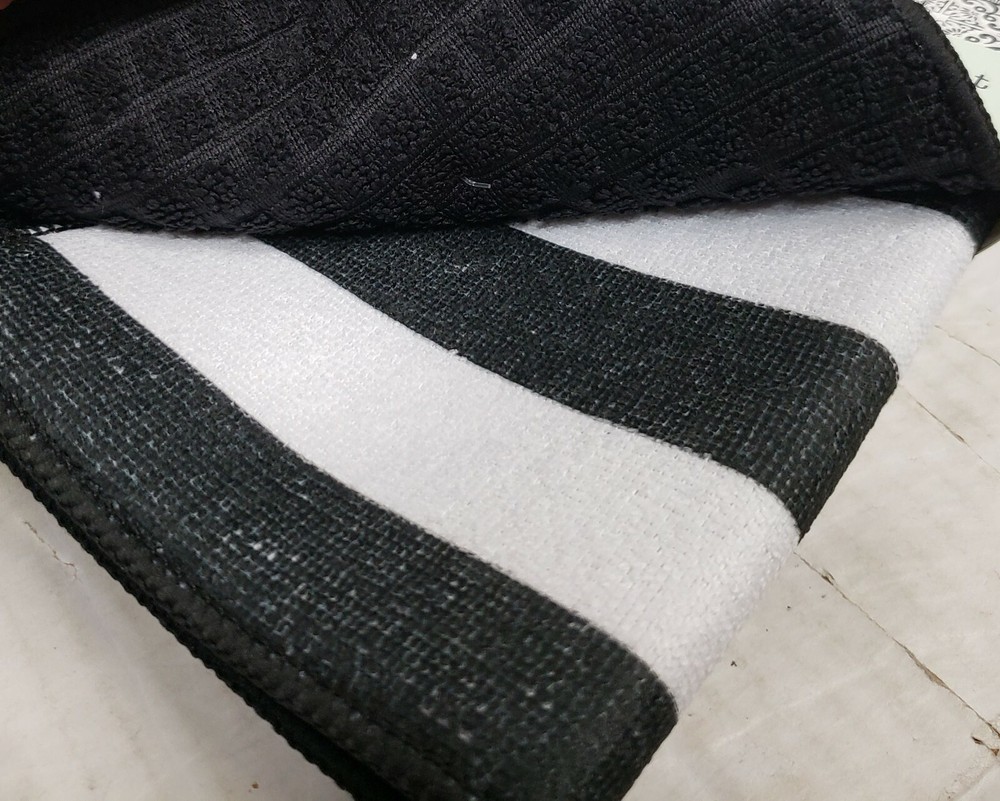 Kitchen Microfiber Drying Mat (15" x 20") BLACK & WHITE STRIPES, MI