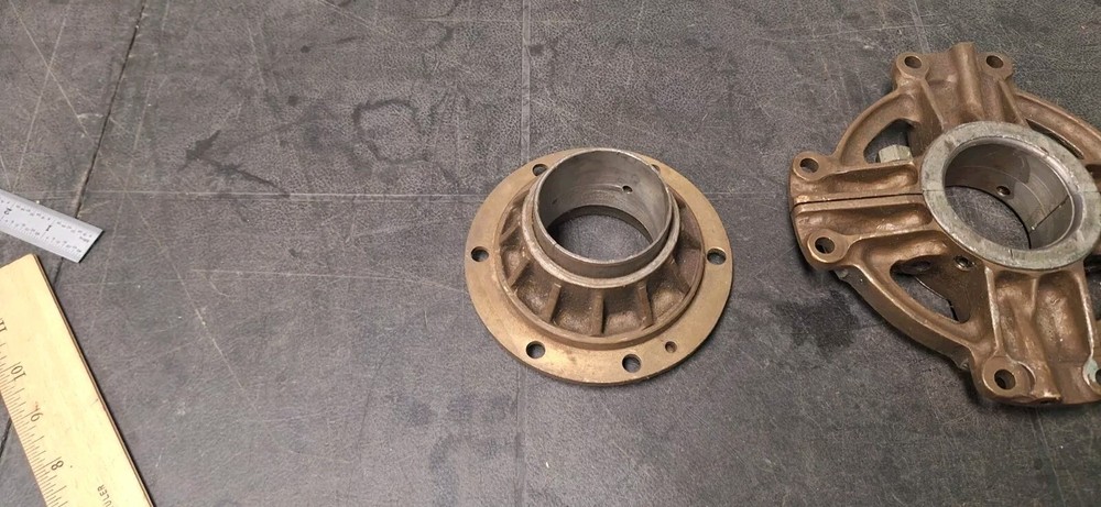 Offenhauser Offy engine Main Cages Midget 110 original