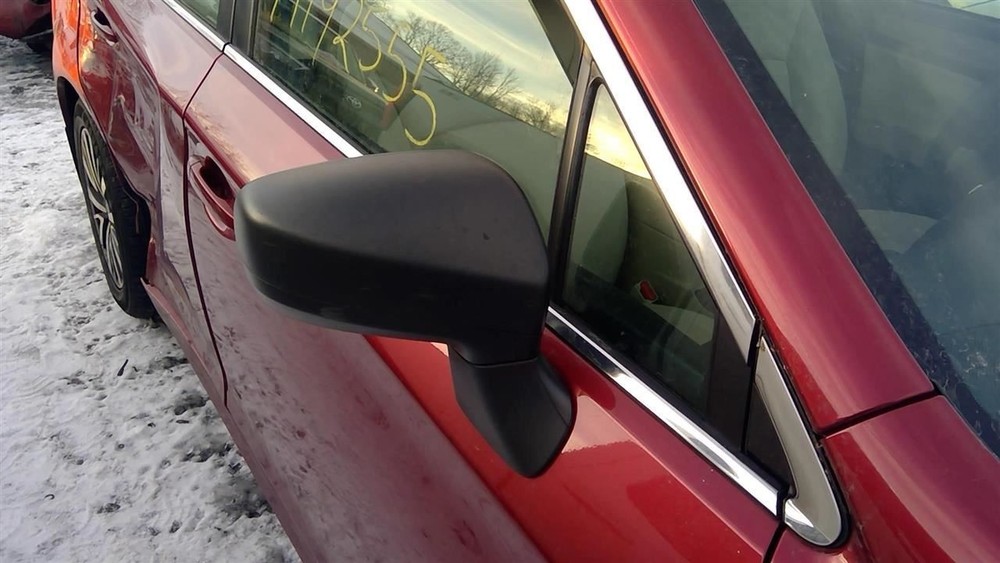 LEGACY 2018 Glove Box 2074503