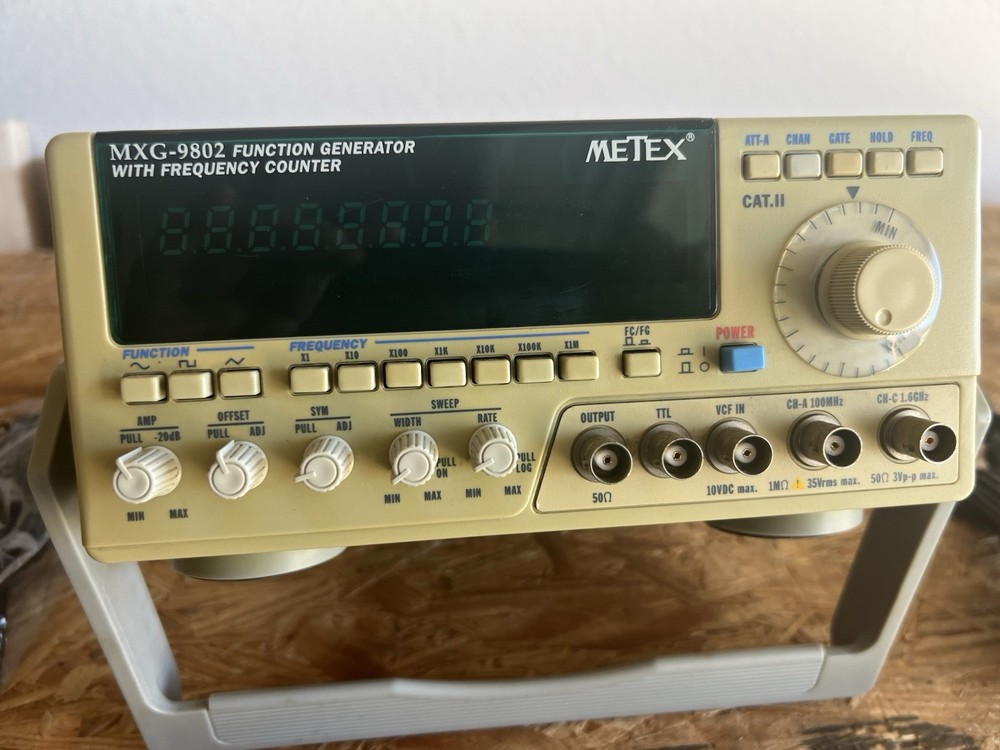 METEX MXG-9802 FUNCTION GENERATOR WITH FREQ COUNTER