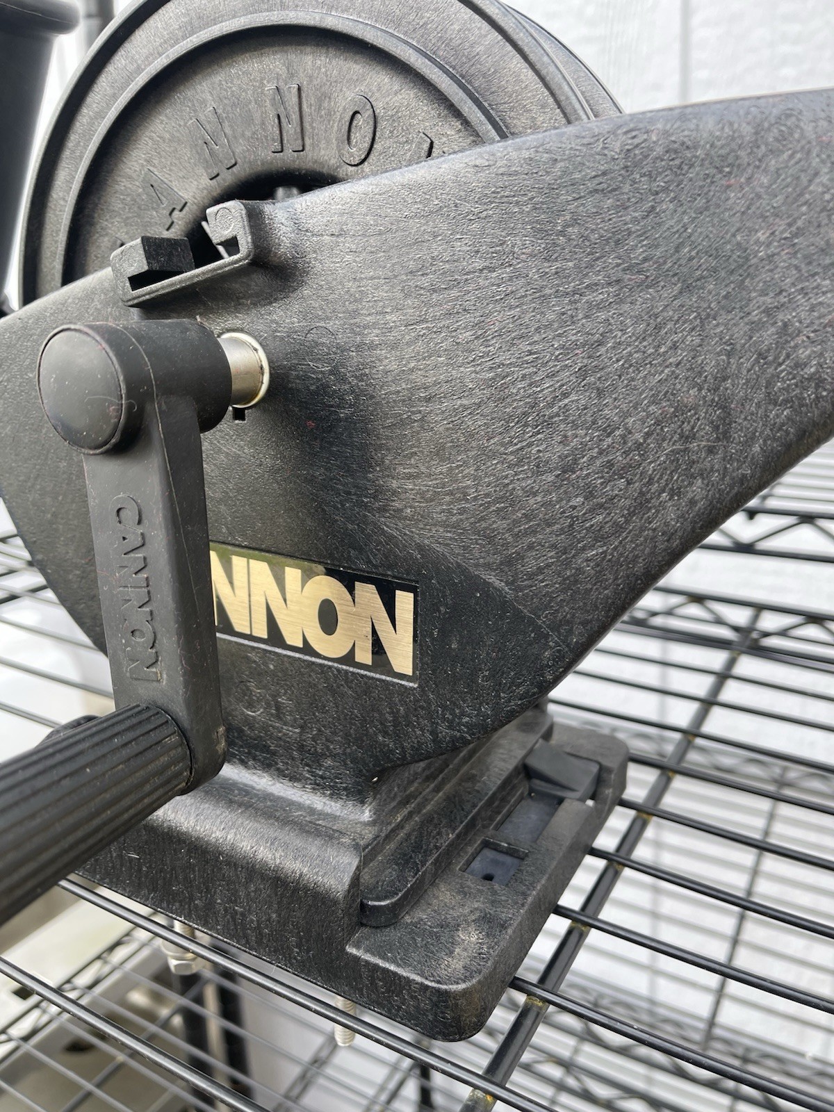 Vintage Cannon Sport-Troll Manual Downrigger with Base