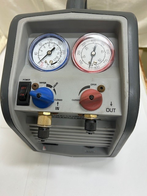 ROBINAIR RG3 PORTABLE REFRIGERANT RECOVERY MACHINE WITH FILTER / DRYER
