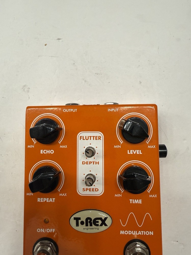 T-Rex Engineering Reptile V1 Digital Delay Echo Modulation Guitar Effect Pedal