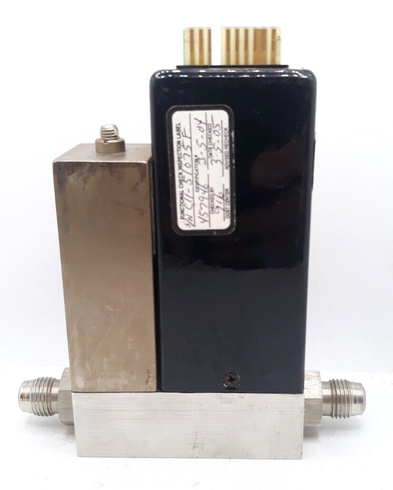 Unit UFC-1100 Mass Flow Controller Range 1 SLM Gas O2