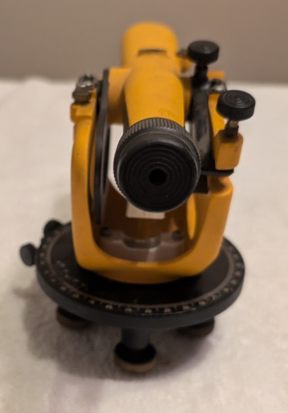 USED BERGER SURVEYING SCOPE; 200B; 200-72824