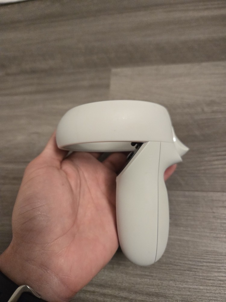 Meta Quest 2 Controller RIGHT Hand Only BROKEN