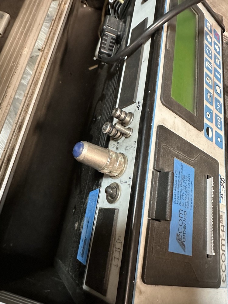 ECOM AMERICA ECOM-A PLUS PORTABLE EMISSION ANALYZER