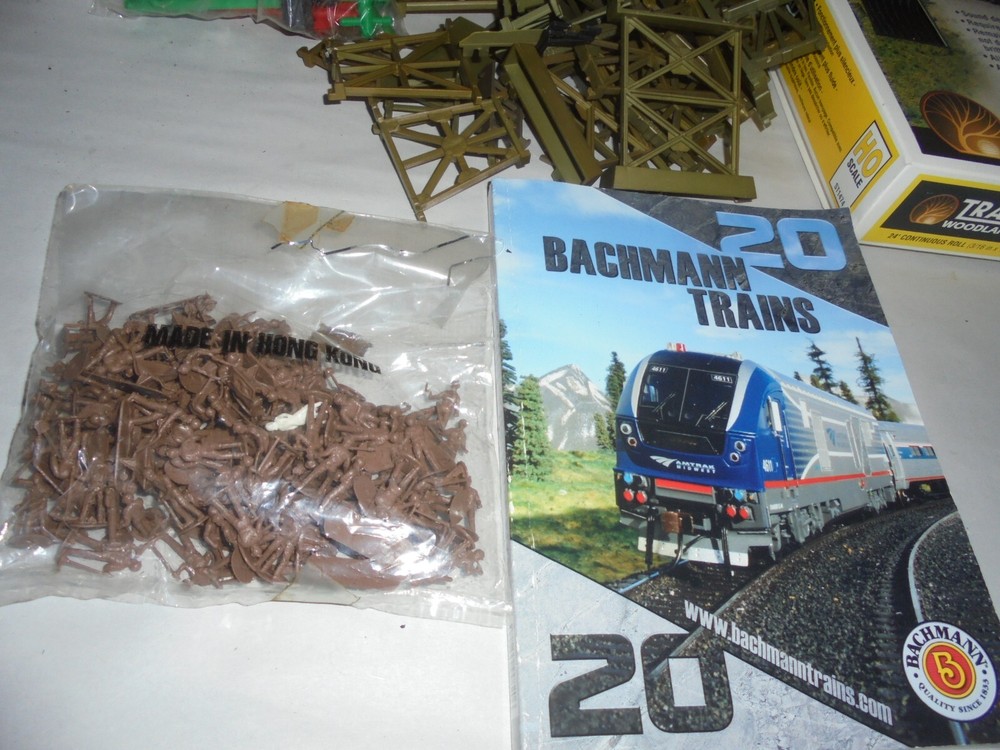 HO SCALE TRAIN ACCESSORY LOT GREAT FOR MAKING A TRAIN LAYOUT