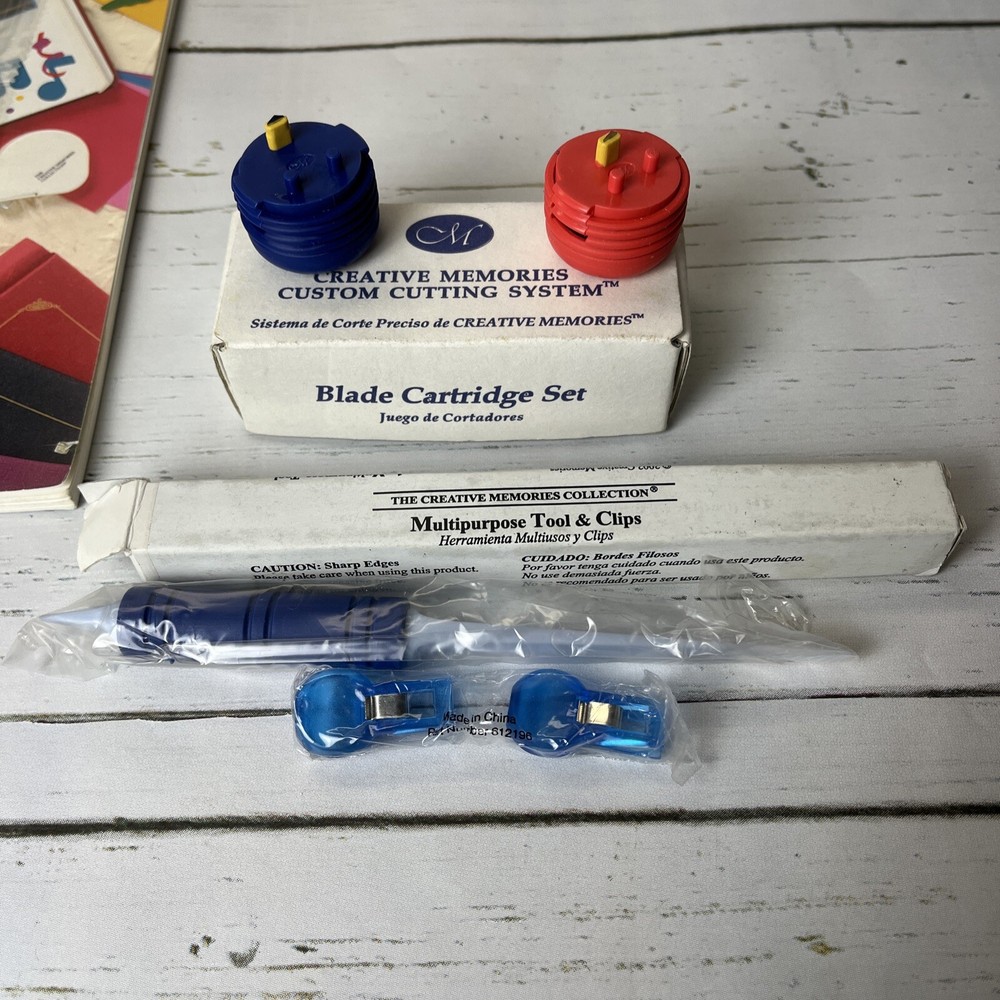 Creative Memories 3-ring Zip Carry Case w Plastic Insert Protectors + EXTRAS