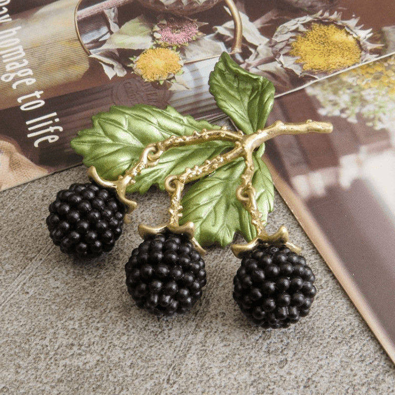 Women Men Elegant Vintage-Inspired Rhinestone Blackberry Brooch Pin