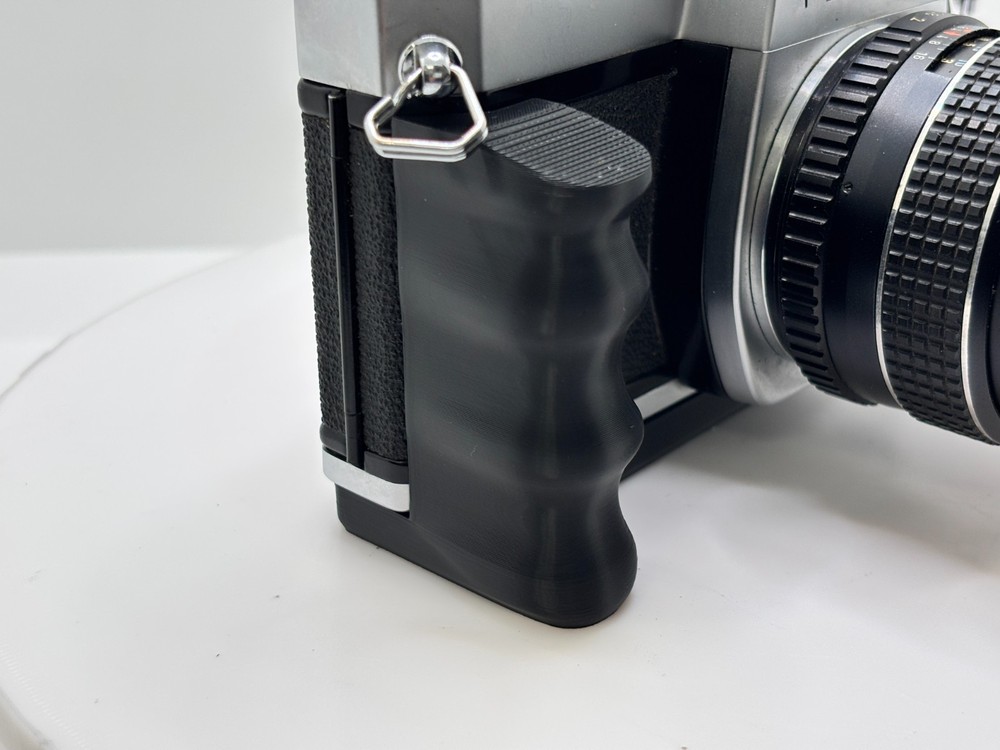 Compact Handgrip Profile Ergonomic Camera Grip Compatible K1000/Spotmatics