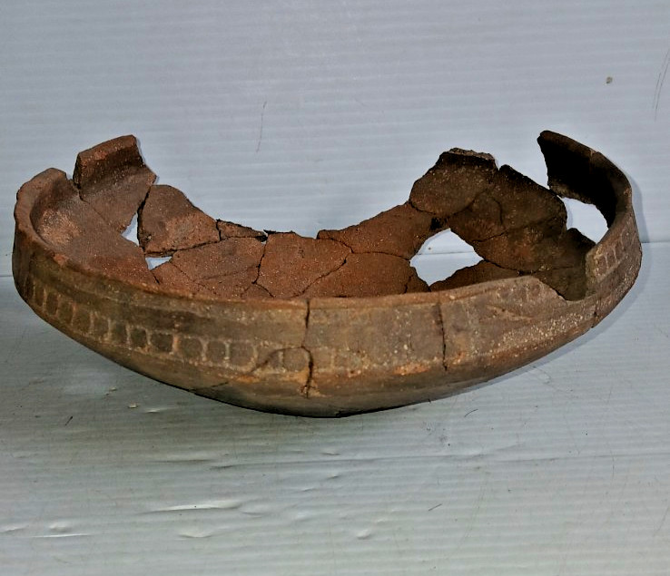 Pre-Columbian Native American Indian Mississippian Partial Pottery Bowl Artifact