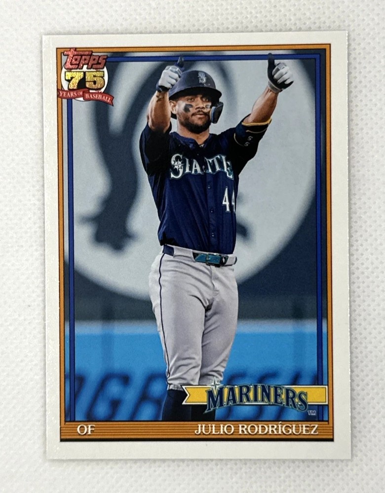 !!!     JULIO RODRIGUEZ   TOPPS  INSERT   BASEBALL  CARD $$