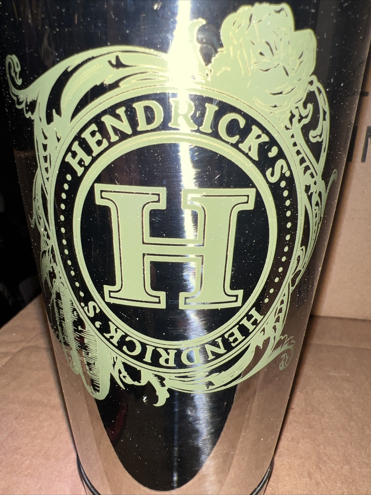 Hendricks 2 piece Boston Shaker set. stainless steel commercial grade