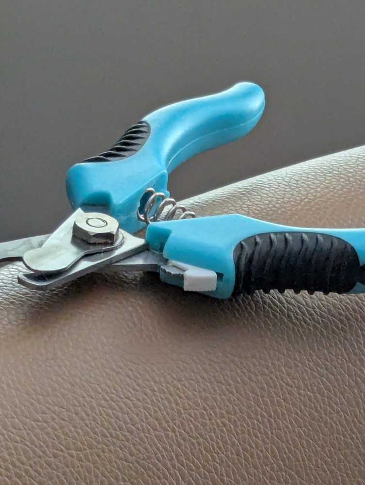 Cat / Pet Nail Clippers (Used)