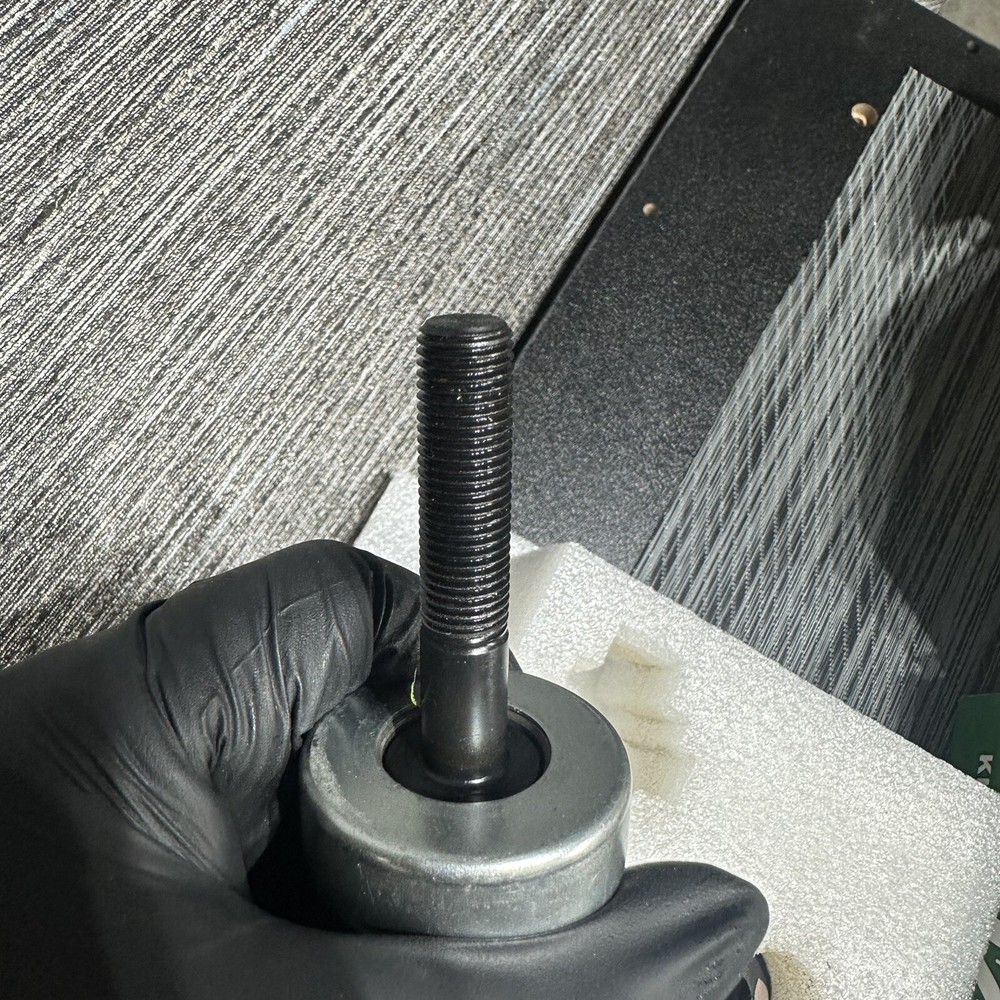 Utziko - 1/2" Conduit Hole Size Knockout Punch Unit - Draw Stud