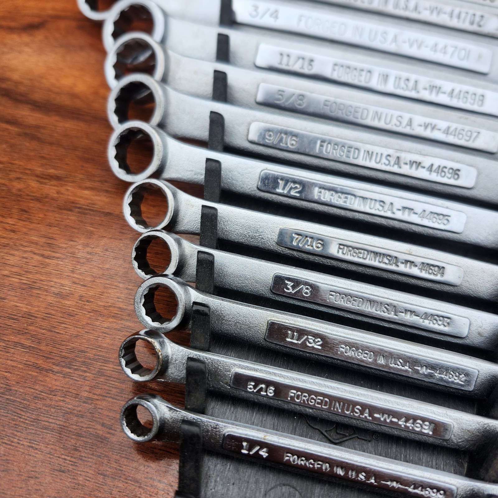 Craftsman SAE Combination Wrench Set USA 12 Pt 1/4" -1- 1/4" 17 Tools All VV Ser