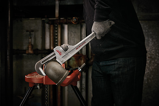 Milwaukee 48-22-7218 18 in. Aluminum Pipe Wrench NEW