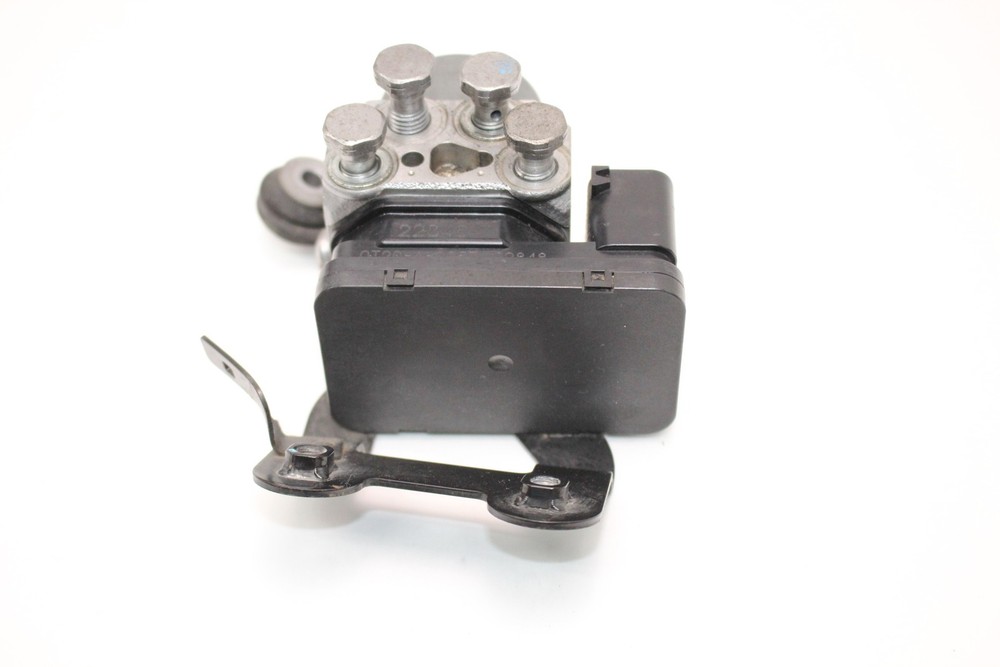 21-24 Triumph Trident 660 Abs Control Module Pump