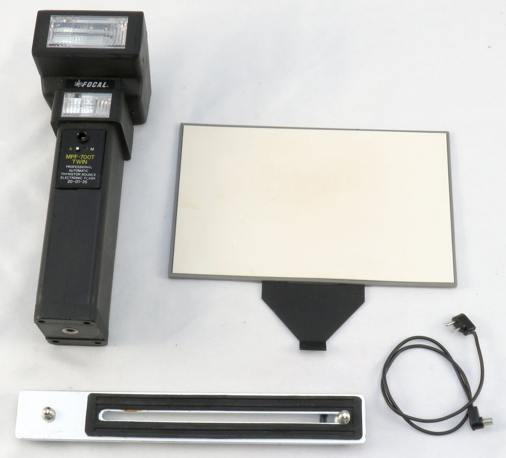 Focal MPF-700T Automatic Thyristor Twin Flash with Bounce Panel and Mounting Bar