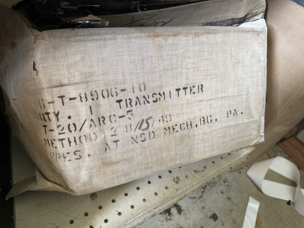 Aircraft Radio Corp T20 ARC-5 NOS WITH 1964 Invoice, Canvas Bag WW2 History