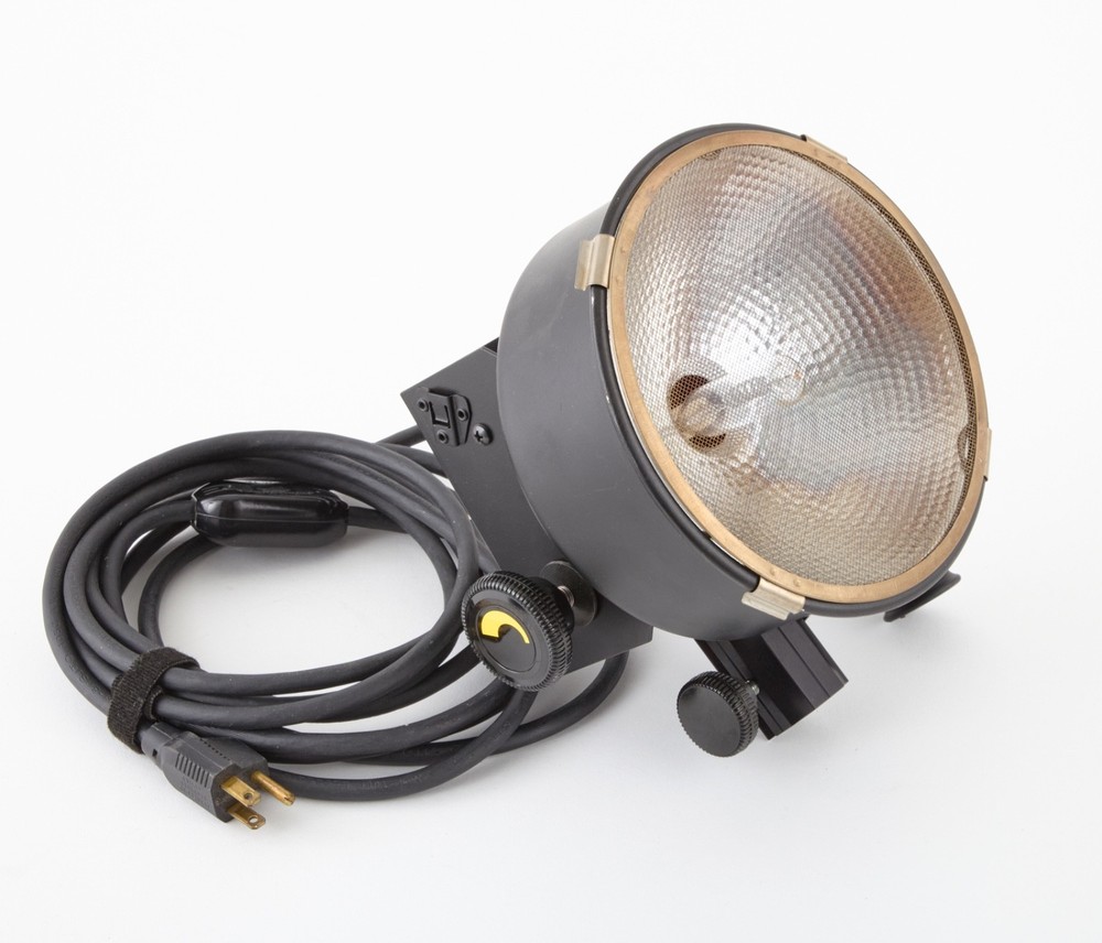 Lowell DP 1000w Halogen Light TESTED WORKS!!