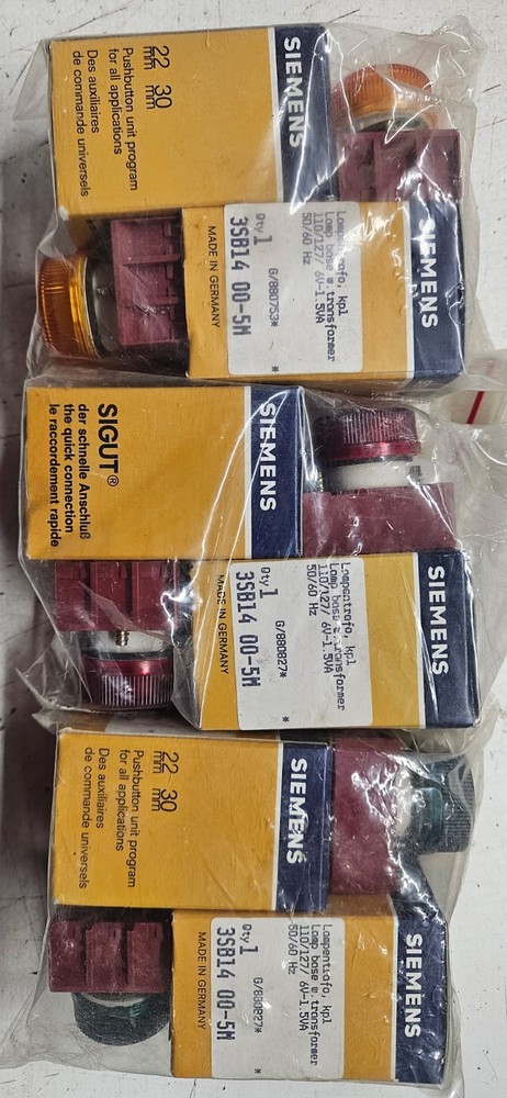 12)SIEMENS 3SB14-005M Selector Switch/Button Red/Amber/Green