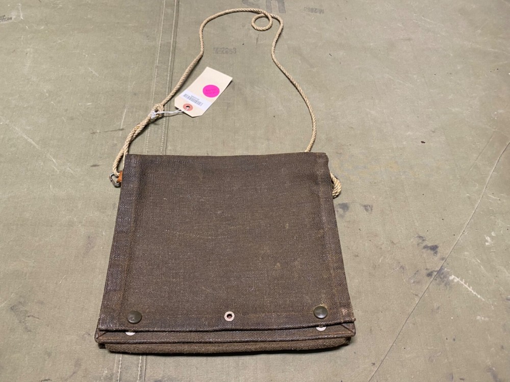 ORIGINAL WWII GERMAN OFFICER NCO M31 MAP CASE