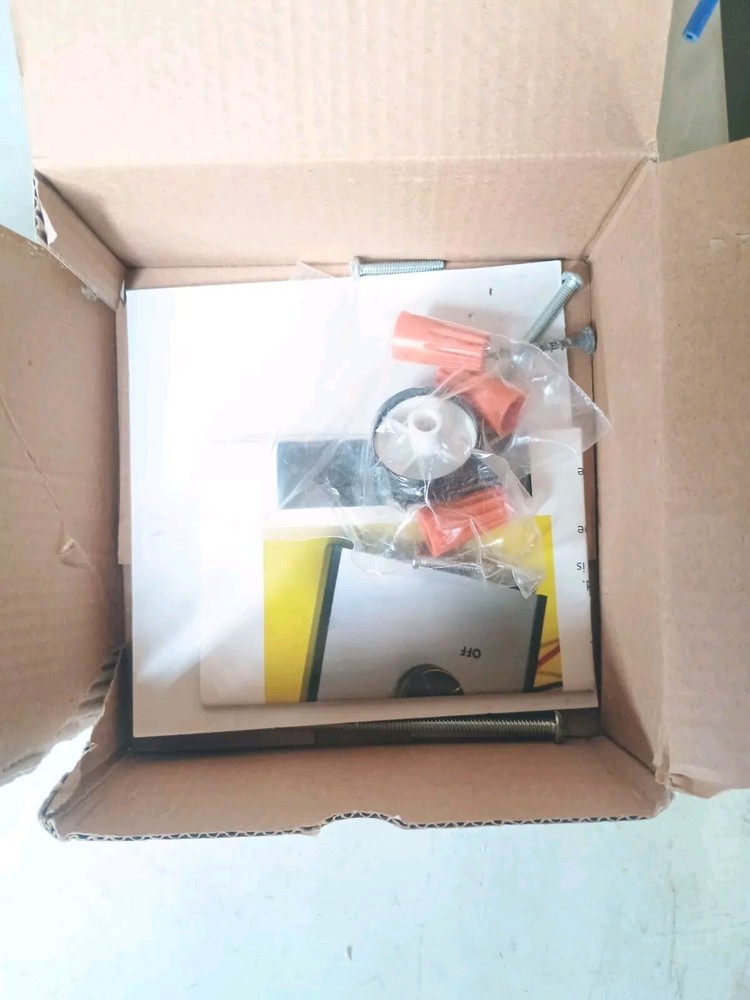 SOLID STATE SPEED CONTROL SWITCH FAN WALL MOUNT CONTROLLER 120V 50