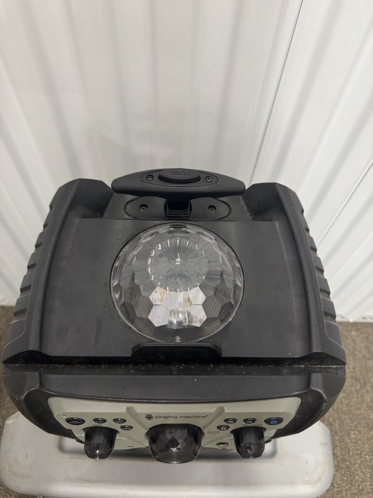 SINGING MAchine disco led KARAOKE SYSTEM BLUETOOTH Untested SKU:C