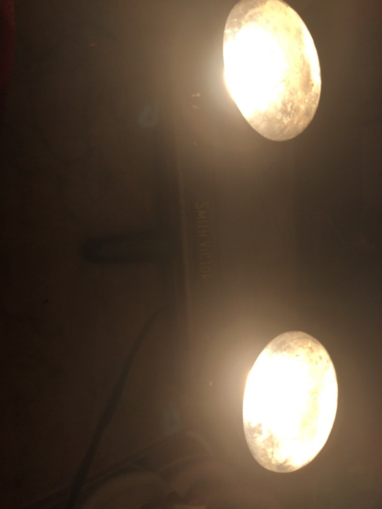 Vintage 2 Socket Light Bar SMITH VICTOR W Bulbs Photo Medium Beam