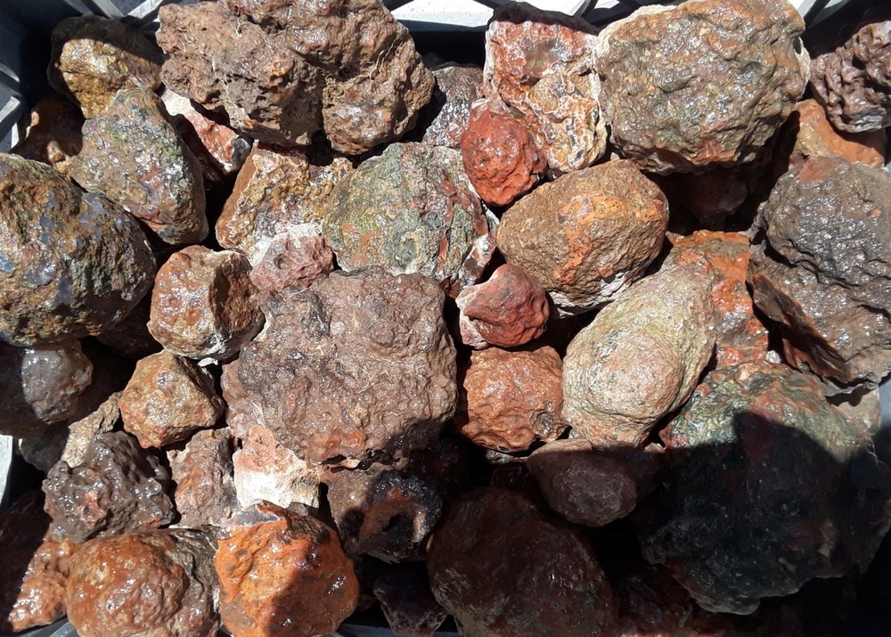 Condor agate rough nodules 10 pounds