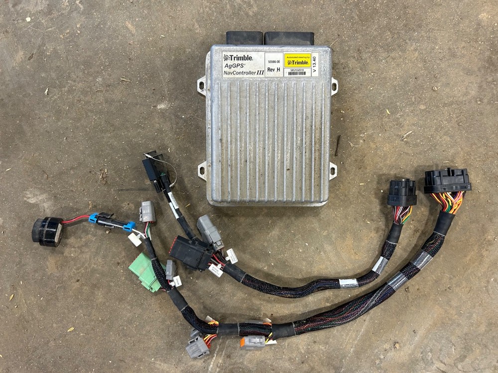 Trimble NavController III w/ cables