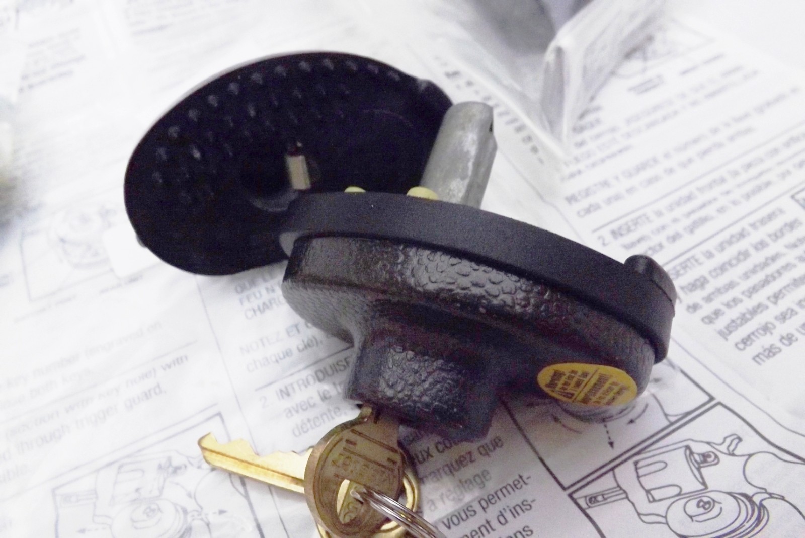 7 Master USA Smith & Wesson Trigger Locks Pre-2002 Pre-Lock $5 ea free ship