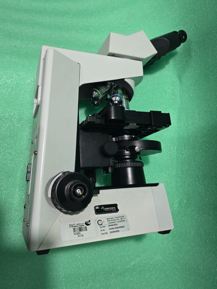 Olympus CX41RF Microscope CX41 with U-CTR30-2 with 5 objectives