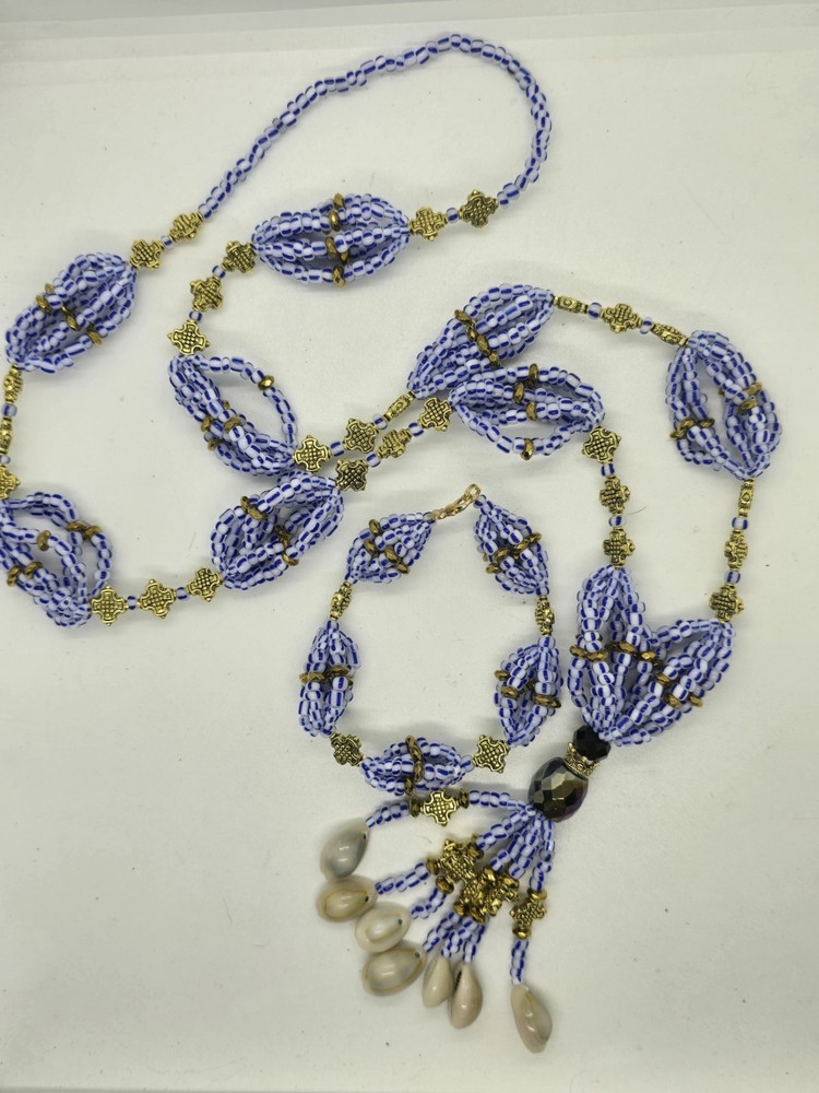 Set de collar e idde orisha Azojano AFIMALLE