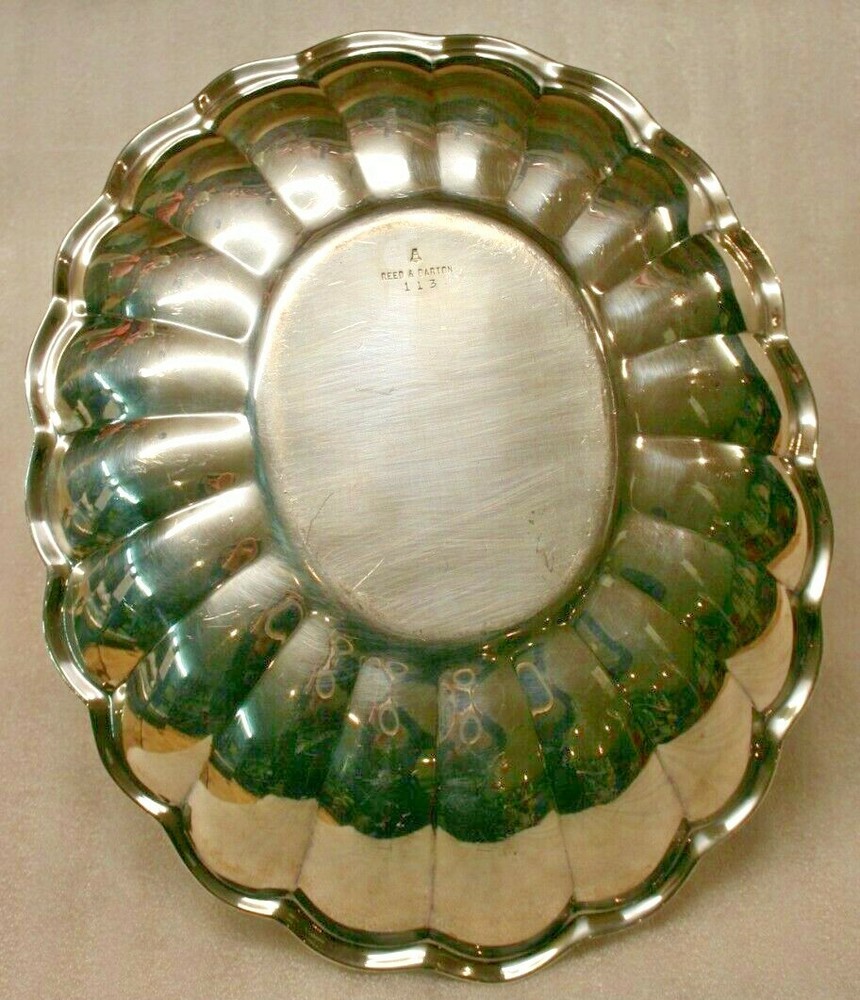 Vintage Reed & Barton Holiday 113 Scalloped Dish