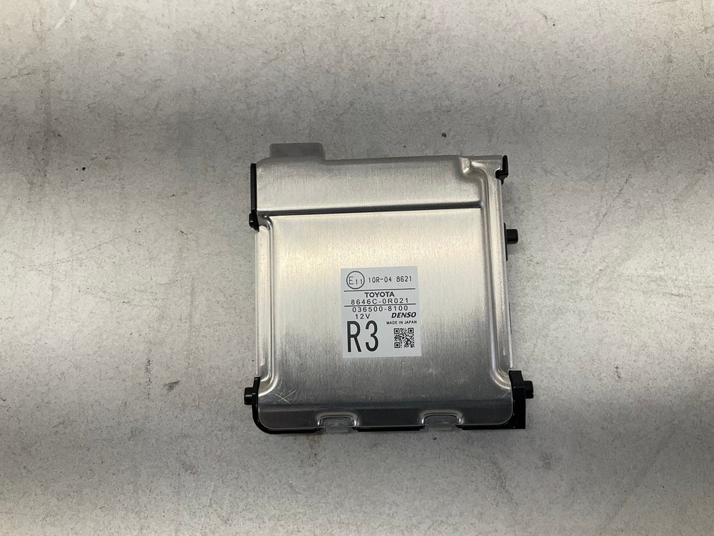 17-18 Toyota RAV4 Front Camera Windshield Mounted