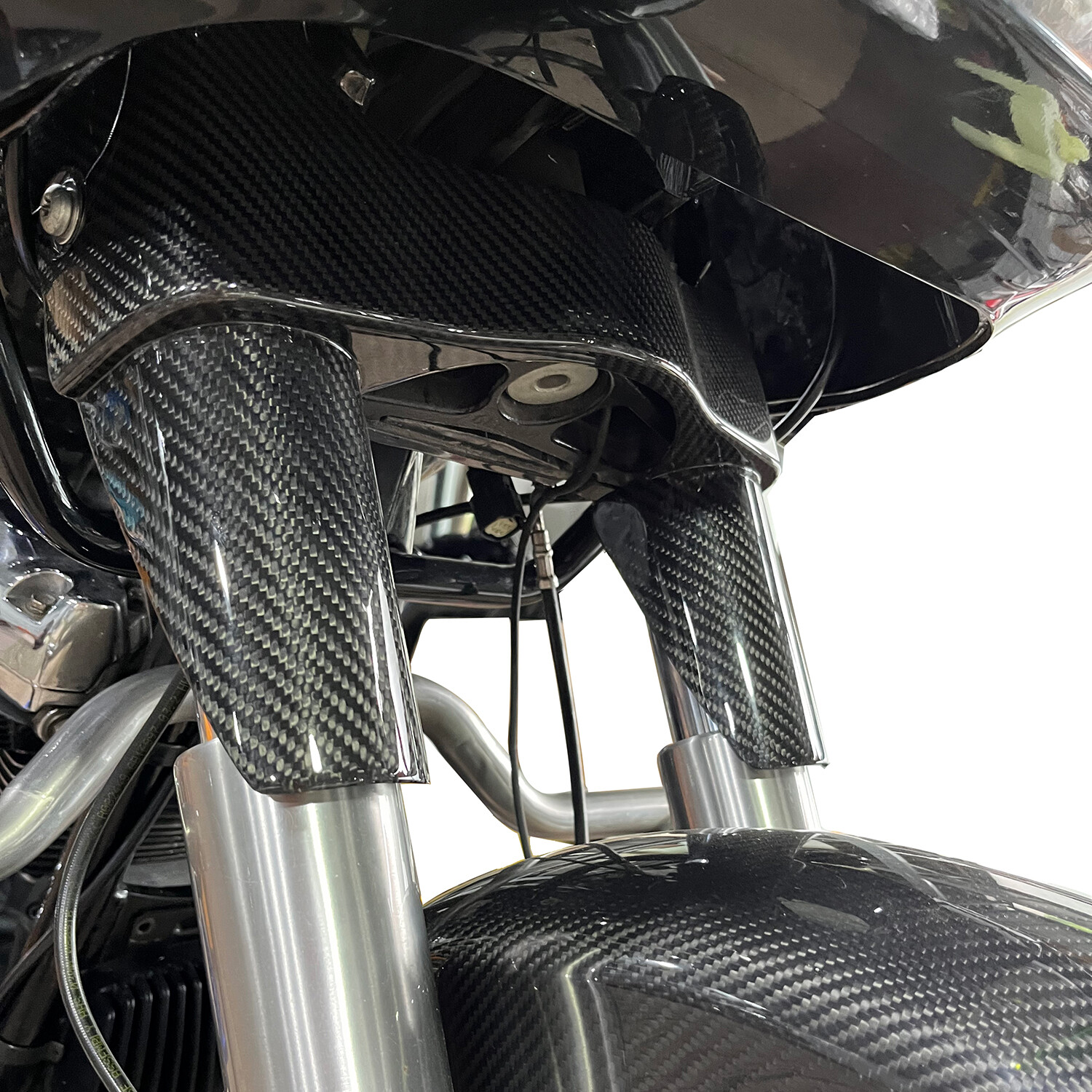 100% Carbon Fiber Upper Front Fork Cover for Harley 14-25 Street Glide FLTRXSE