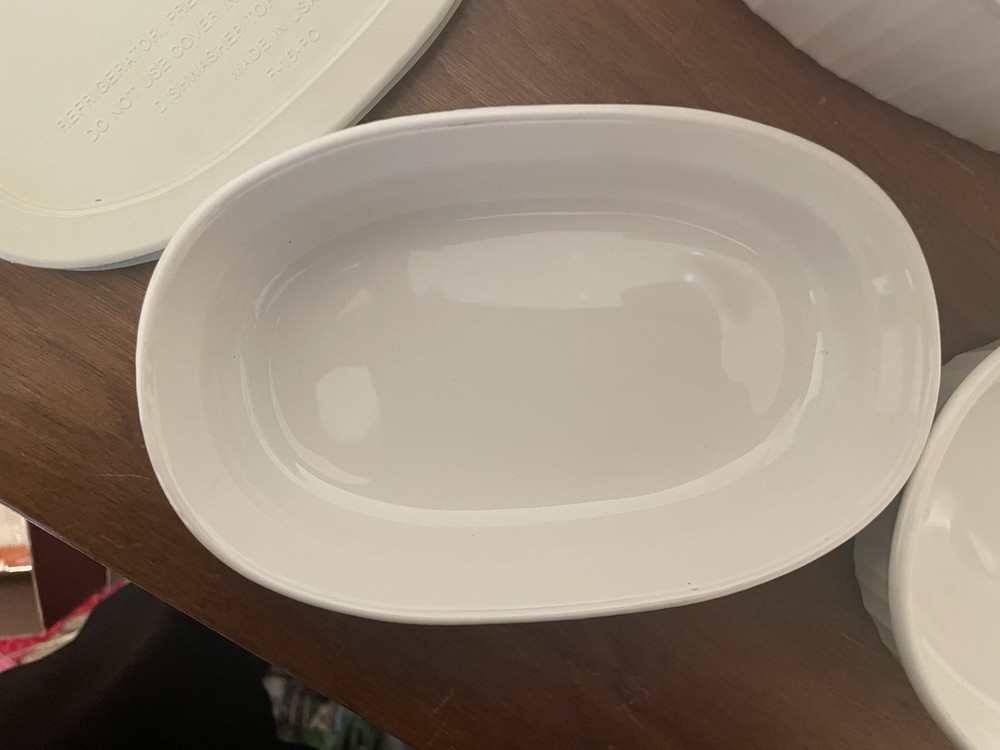 Corning Casserole Dishes, 2.5 Quart, Two Smaller Sides