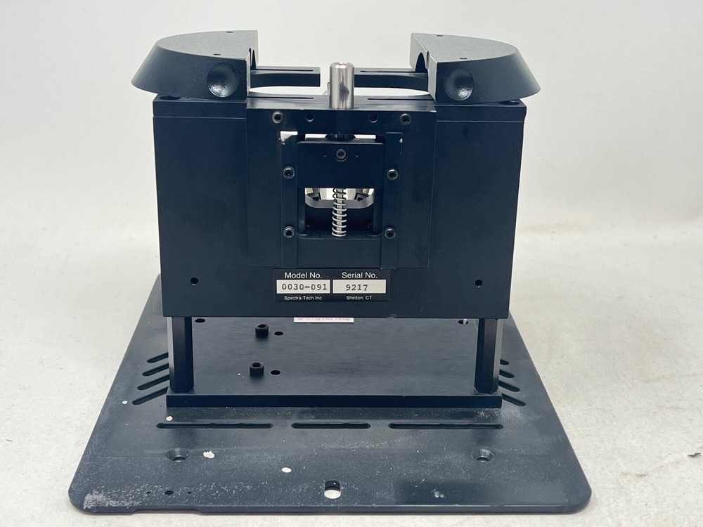Spectra Tech 0030-091 Collector Diffuse Reflectance Unit & Sample Holders