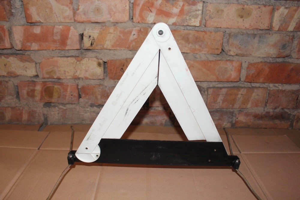 GENUINE ORIGINAL BMW E28 E34 E31 WARNING TRIANGLE TRIMATIC GERMANY GEBRA OEM