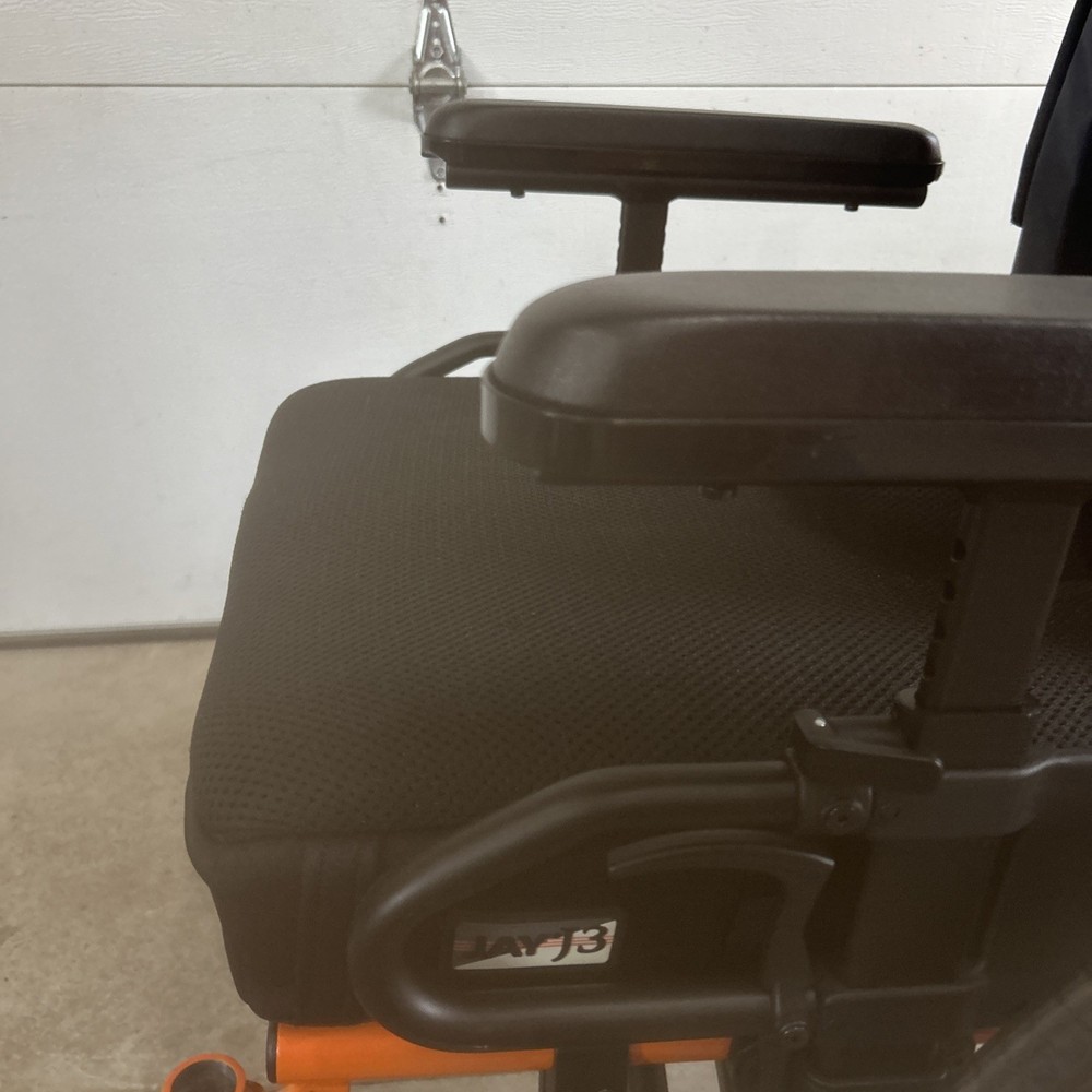 Ki Mobility CATALYST 17x19 Wheelchair