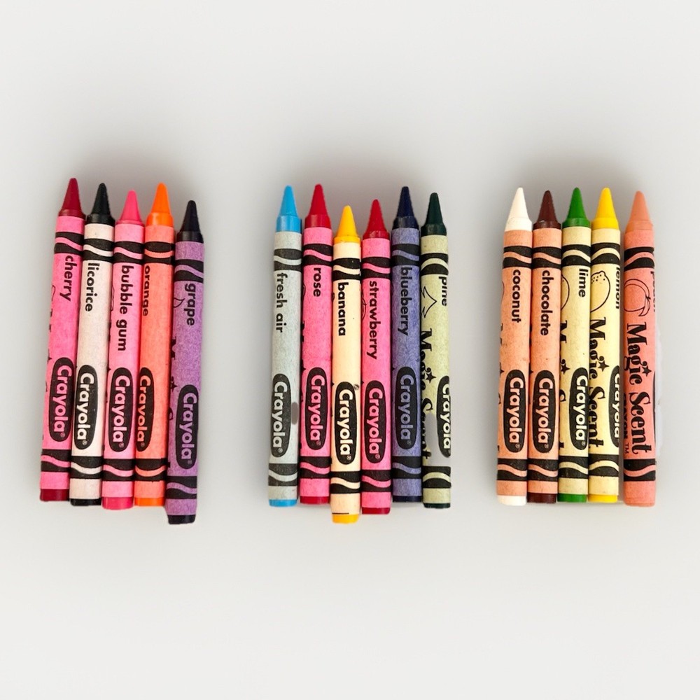 1994 Crayola Magic Scent Crayons 16 Count Original Recalled Version Chocolate
