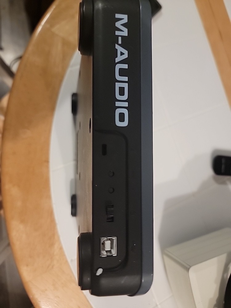 M-AUDIO XSESSION PRO MIXER