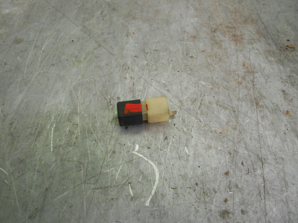 kawaqsaki  kmx  125    relay