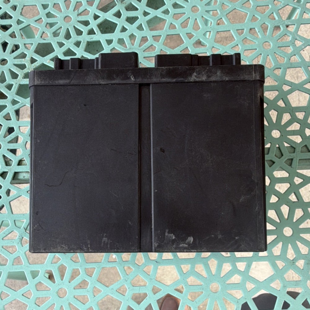 2013 Cadillac Key-less Control Module