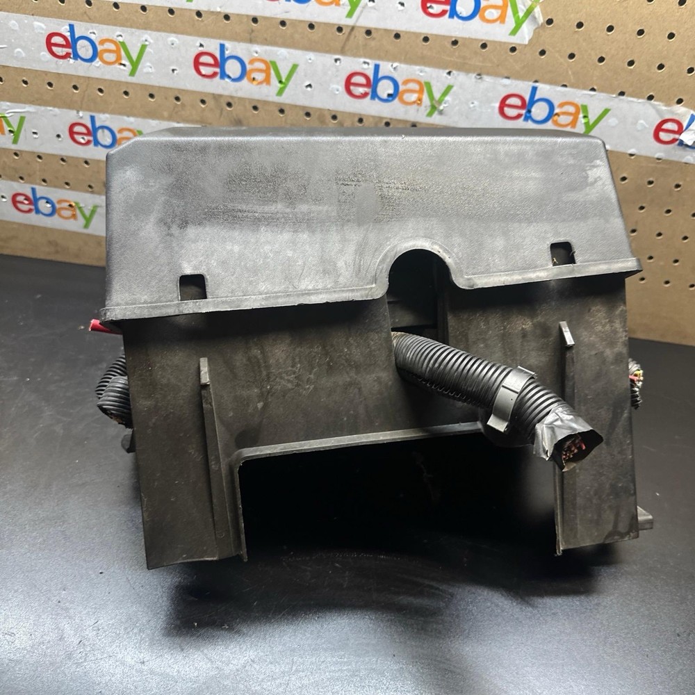 Chevy Silverado 2008 fuse box relay module 12v (.2)