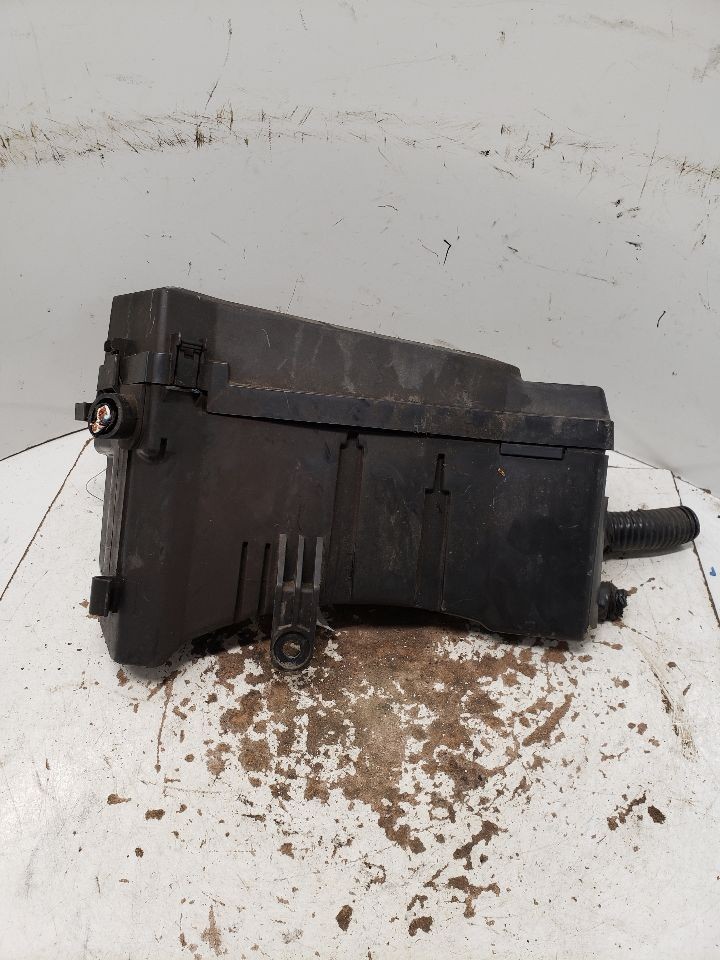 Used Fuse Box Engine fits: 2009 Subaru Forester engine compartment Base Grade A
